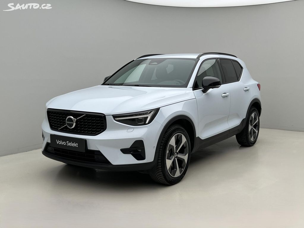 Volvo XC40, B3 DARK PLUS AUT CZ